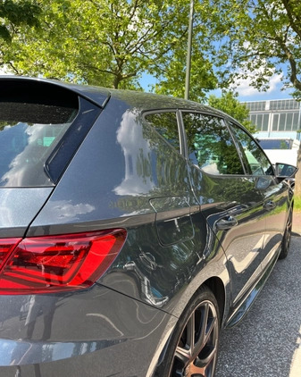 Seat Leon cena 144000 przebieg: 68000, rok produkcji 2020 z Kraków małe 67